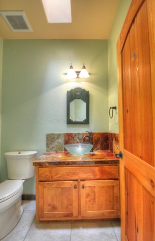16 Mimbres Road SW, Placitas, NM 87043