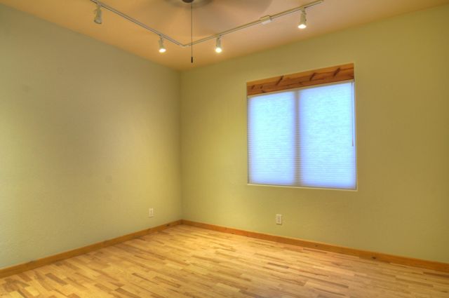 16 Mimbres Road SW, Placitas, NM 87043