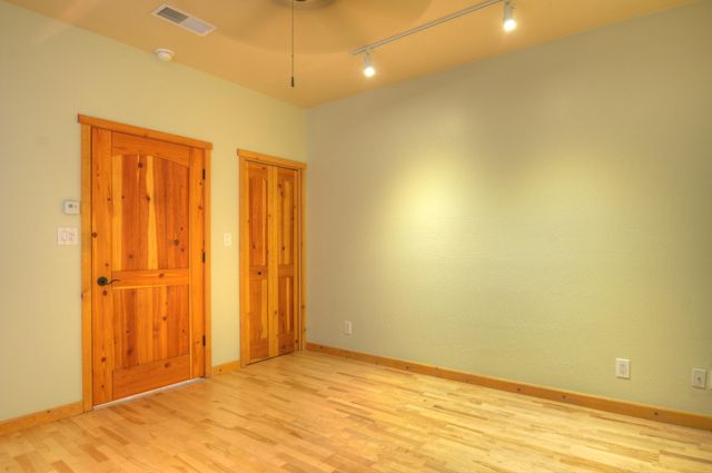 16 Mimbres Road SW, Placitas, NM 87043