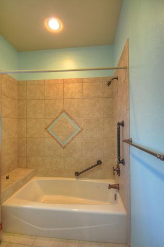 16 Mimbres Road SW, Placitas, NM 87043