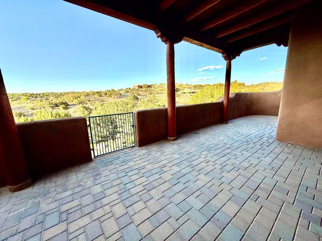 16 Mimbres Road SW, Placitas, NM 87043
