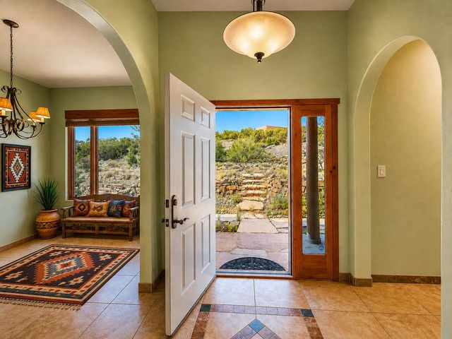 16 Mimbres Road SW, Placitas, NM 87043