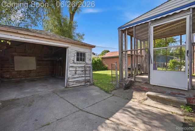 16199 Archdale Street, Detroit, MI 48235