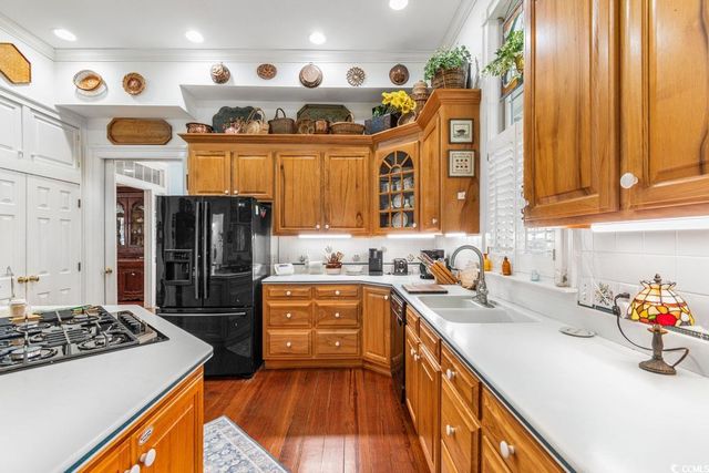 563 Chandler Ave., Murrells Inlet, SC 29576