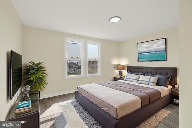 443 N 2ND ST, Wormleysburg, PA 17043