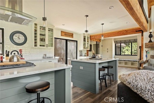 26489 Hillcrest, Lake Arrowhead, CA 92352