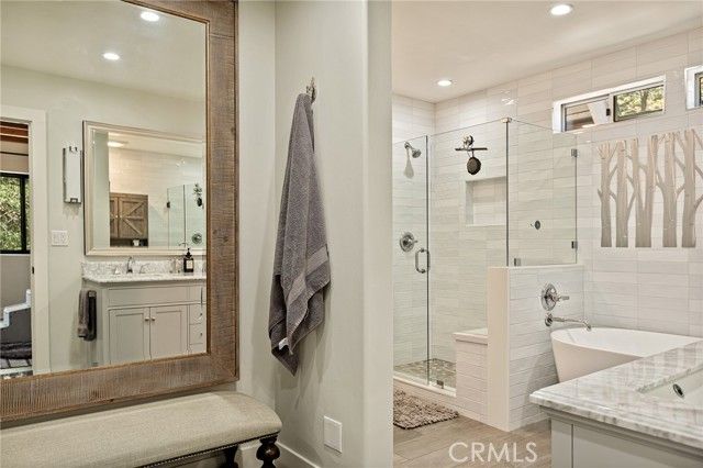 26489 Hillcrest, Lake Arrowhead, CA 92352