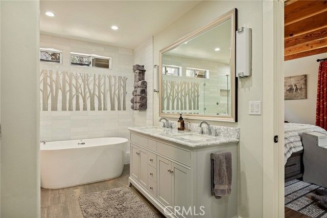 26489 Hillcrest, Lake Arrowhead, CA 92352