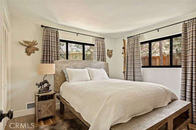 26489 Hillcrest, Lake Arrowhead, CA 92352