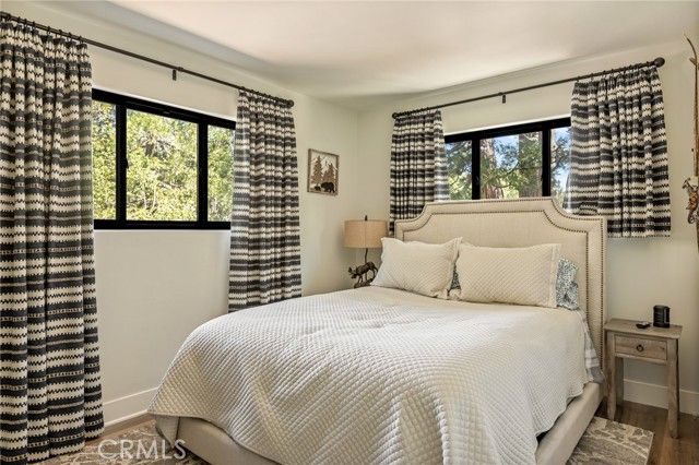 26489 Hillcrest, Lake Arrowhead, CA 92352