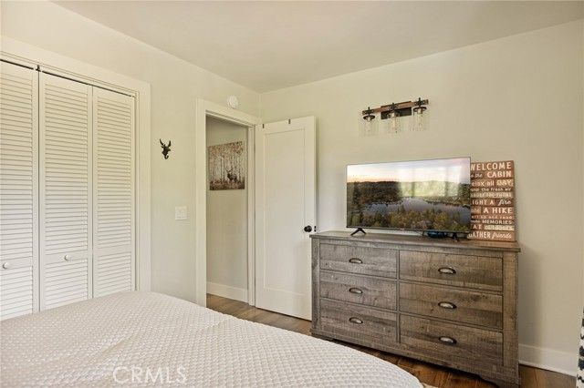 26489 Hillcrest, Lake Arrowhead, CA 92352