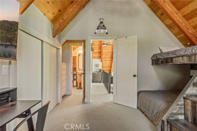 26489 Hillcrest, Lake Arrowhead, CA 92352