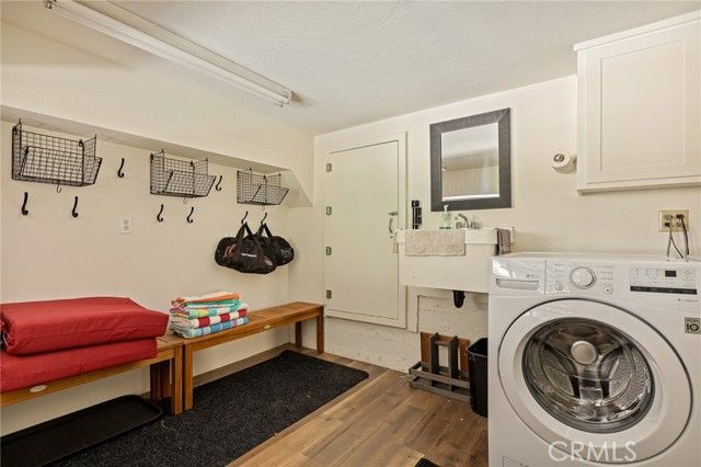 26489 Hillcrest, Lake Arrowhead, CA 92352