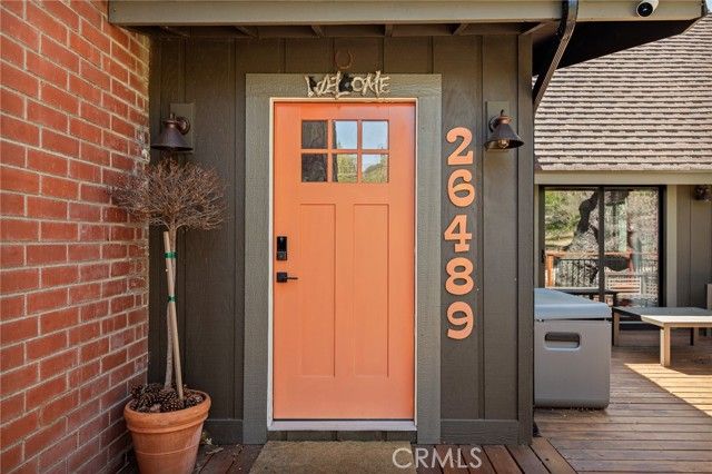 26489 Hillcrest, Lake Arrowhead, CA 92352