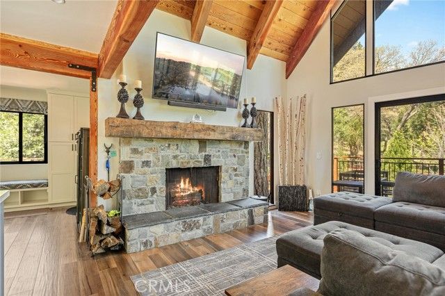 26489 Hillcrest, Lake Arrowhead, CA 92352