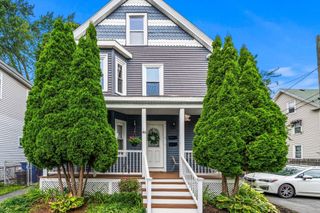 46 School St. 2, Salem, MA 01970
