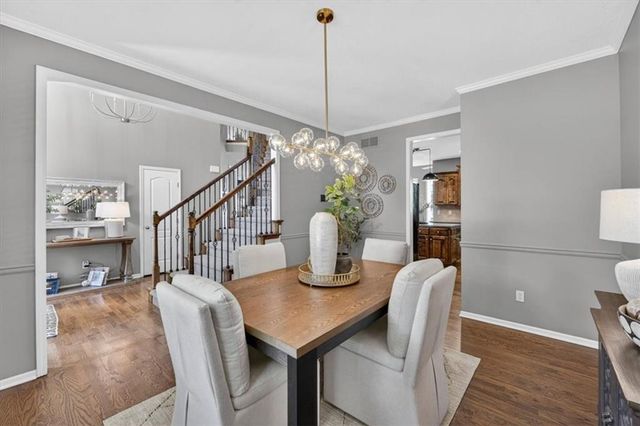 21612 W 100 Terrace, Lenexa, KS 66220