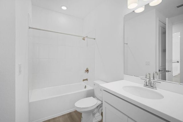 2120 BABBLING BROOK BOULEVARD, Auburndale, FL 33823