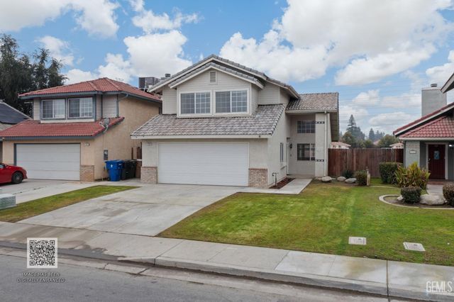 2909 Woodglen Drive, Bakersfield, CA 93311