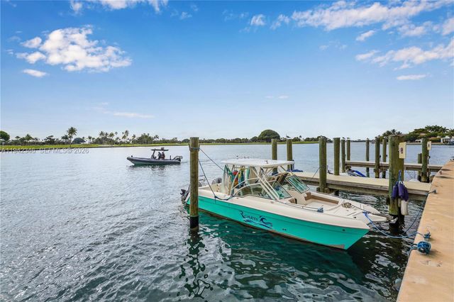 9250 W Bay Harbor Dr PH-C, Bay Harbor Islands, FL 33154