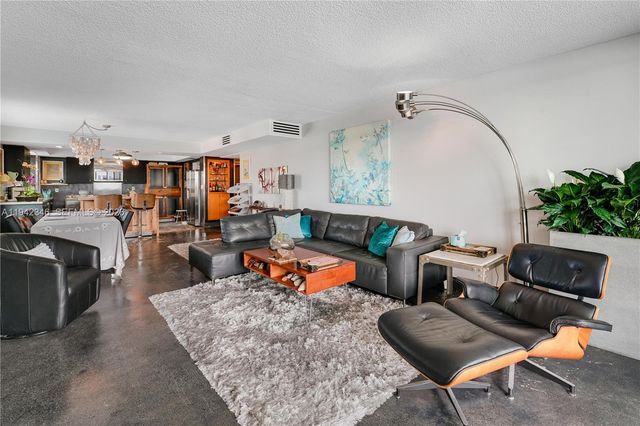 9250 W Bay Harbor Dr PH-C, Bay Harbor Islands, FL 33154