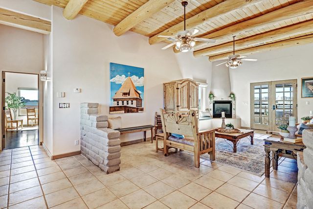 1701 Nez Perce Loop NE, Rio Rancho, NM 87144