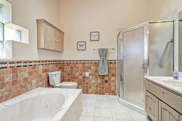 1701 Nez Perce Loop NE, Rio Rancho, NM 87144