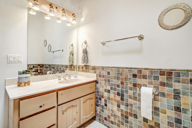 1701 Nez Perce Loop NE, Rio Rancho, NM 87144