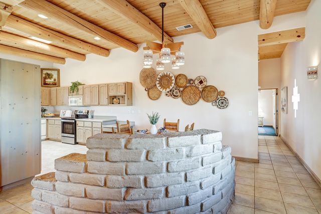 1701 Nez Perce Loop NE, Rio Rancho, NM 87144