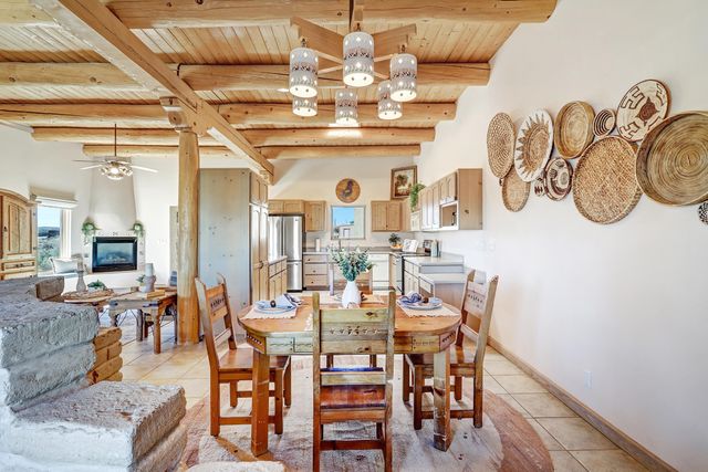 1701 Nez Perce Loop NE, Rio Rancho, NM 87144