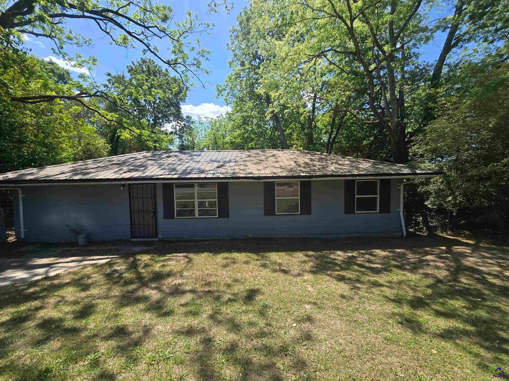 2480 Brevard DR, Macon, GA 31204