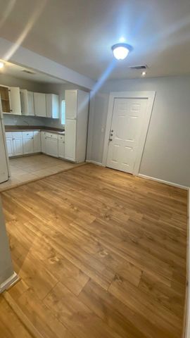 1918 Oleander Drive, La Marque, TX 77568