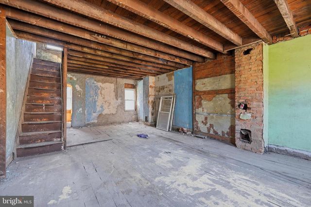 2010 ELLSWORTH ST, Philadelphia, PA 19146