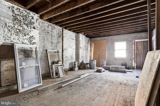 2010 ELLSWORTH ST, Philadelphia, PA 19146