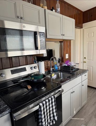 82 Verchild Street 4, Quincy, MA 02169