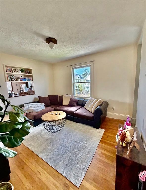 82 Verchild Street 4, Quincy, MA 02169