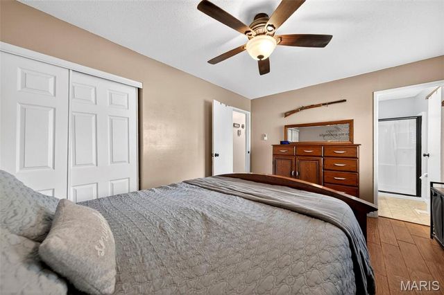 8 Creekwood Drive, St Peters, MO 63376