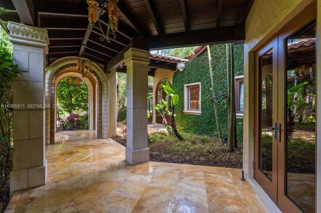 6201 SW 96th Street, Pinecrest, FL 33156