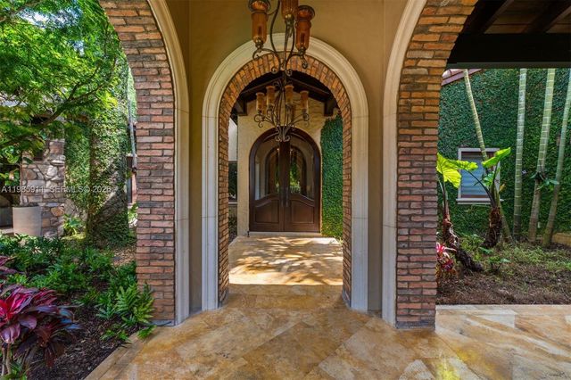 6201 SW 96th Street, Pinecrest, FL 33156