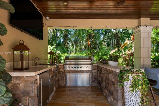 6201 SW 96th Street, Pinecrest, FL 33156