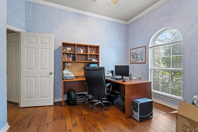 632 Delores Drive, Grand Prairie, TX 75052