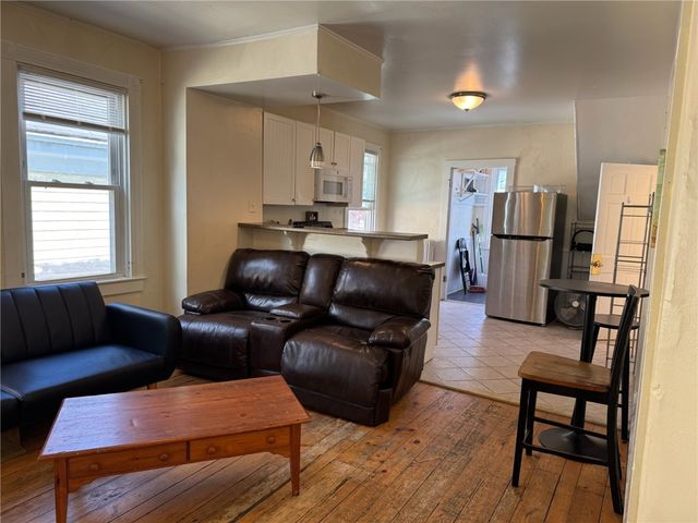 9 Ann Street 2, Newport, RI 02840