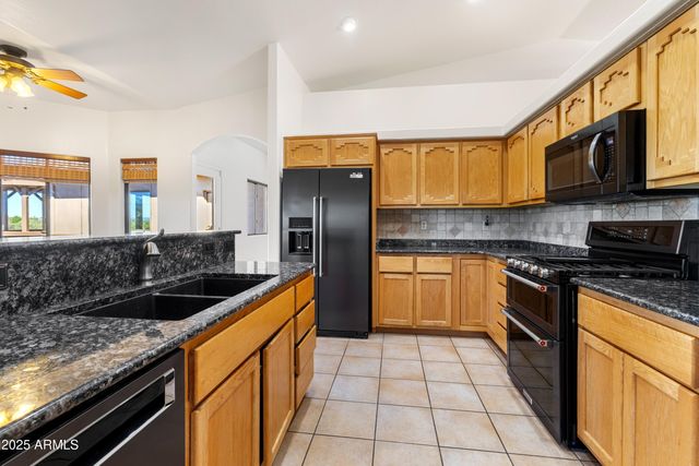 13832 N SPOTTED EAGLE Drive, Prescott, AZ 86305