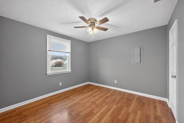 5510 Jernigan LN, Murfreesboro, TN 37129
