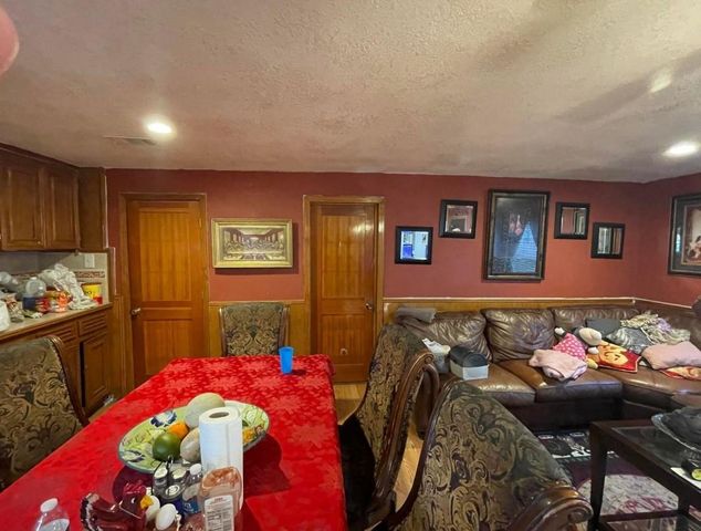 7509 Meadowview Drive, Houston, TX 77037