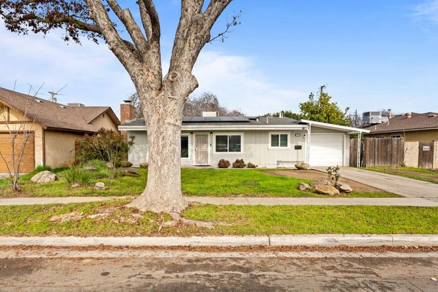 1114 W Princeton Avenue, Fresno, CA 93705