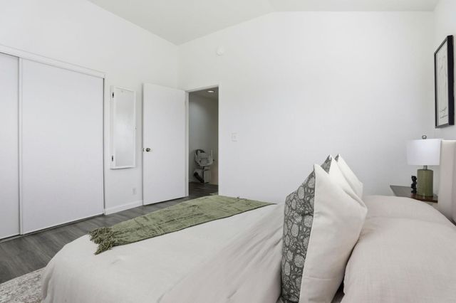 251 Gibson Drive G52, Hollister, CA 95023