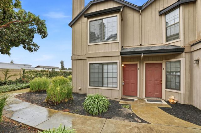 251 Gibson Drive G52, Hollister, CA 95023