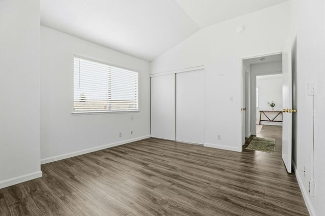 251 Gibson Drive G52, Hollister, CA 95023