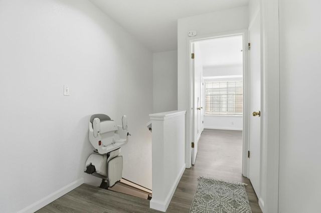 251 Gibson Drive G52, Hollister, CA 95023